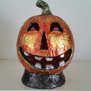 CRACKER BARREL MASQUERADE PARTY LIGHT UP FLASHING HALLOWEEN JACK O LANTERN